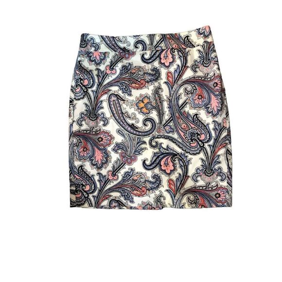 Loft Ann Taylor Paisley on white petite fully lined mini skirt size 6P - Picture 6 of 14